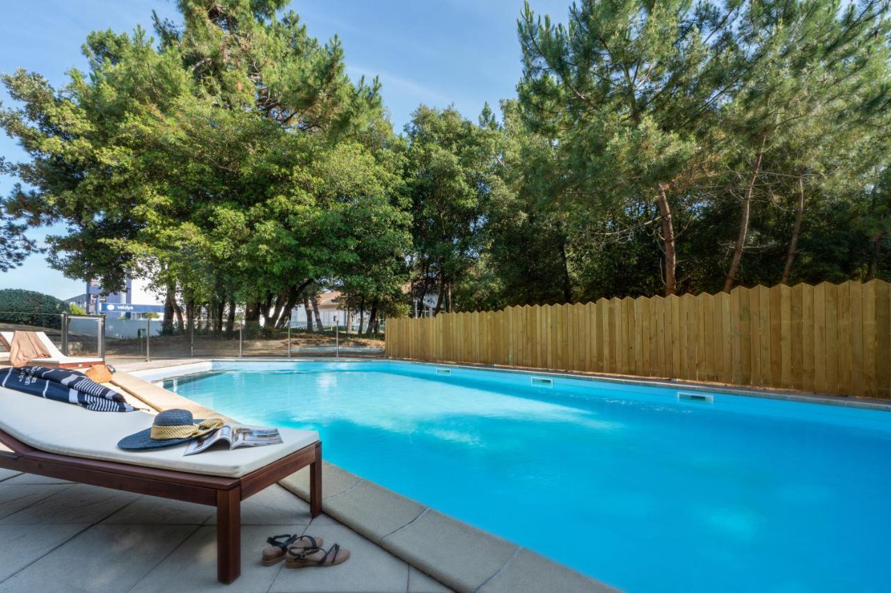 Hotel Valdys Thalasso & Spa - Les Pins Σαιν-Ζαν-ντε-Μον Εξωτερικό φωτογραφία