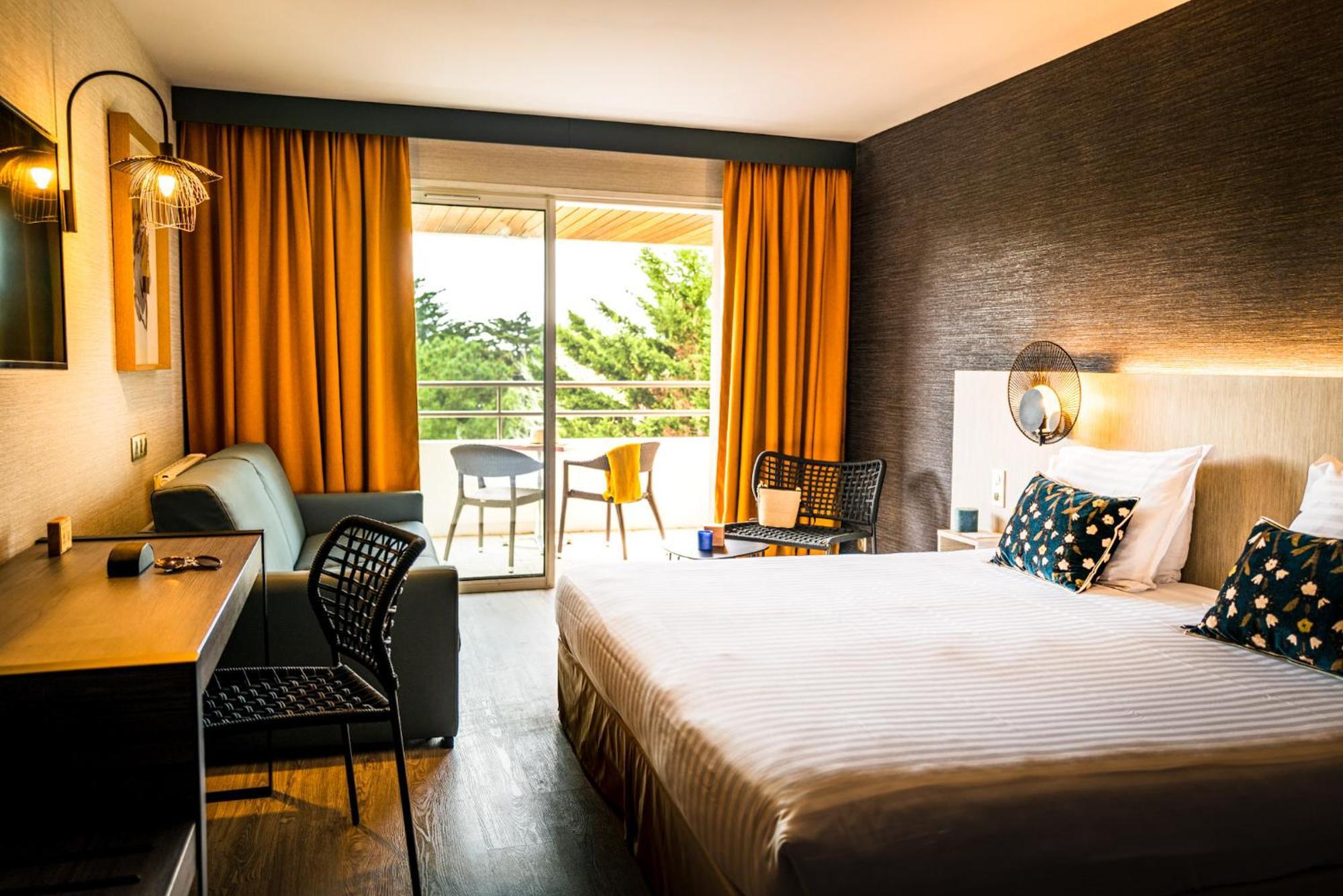 Hotel Valdys Thalasso & Spa - Les Pins Σαιν-Ζαν-ντε-Μον Εξωτερικό φωτογραφία